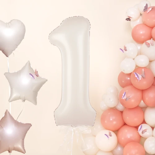 Balon-cyfra-1-kremowy-70cm-kompozycja.webp