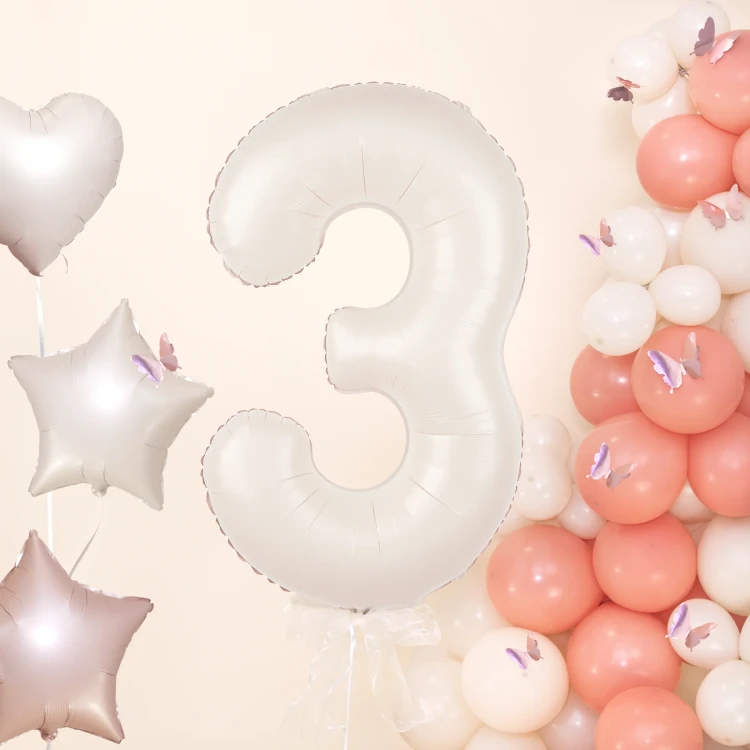Balon-cyfra-3-kremowy-70cm-kompozycja