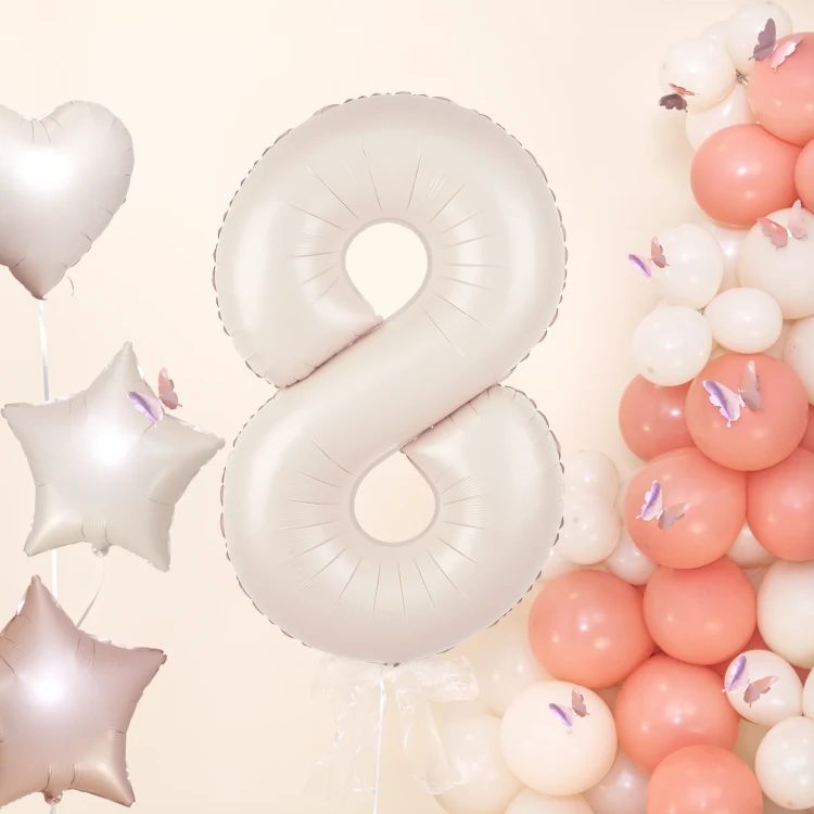 Balon-cyfra-8-kremowy-70cm-kompozycja