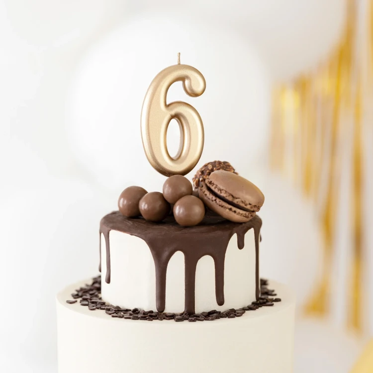 swieczka-na-tort-zlota-cyfra-6-dekoracje-tortowe-tort.webp